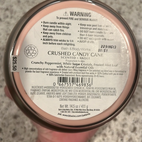 Bath & Body Works Crushed Candy Cane 3-Wick Candle - Picture 2 of 4